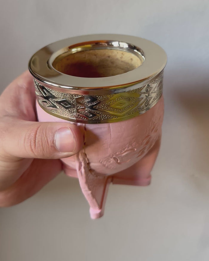 Mate imperial de alpaca cuero repujado rosa